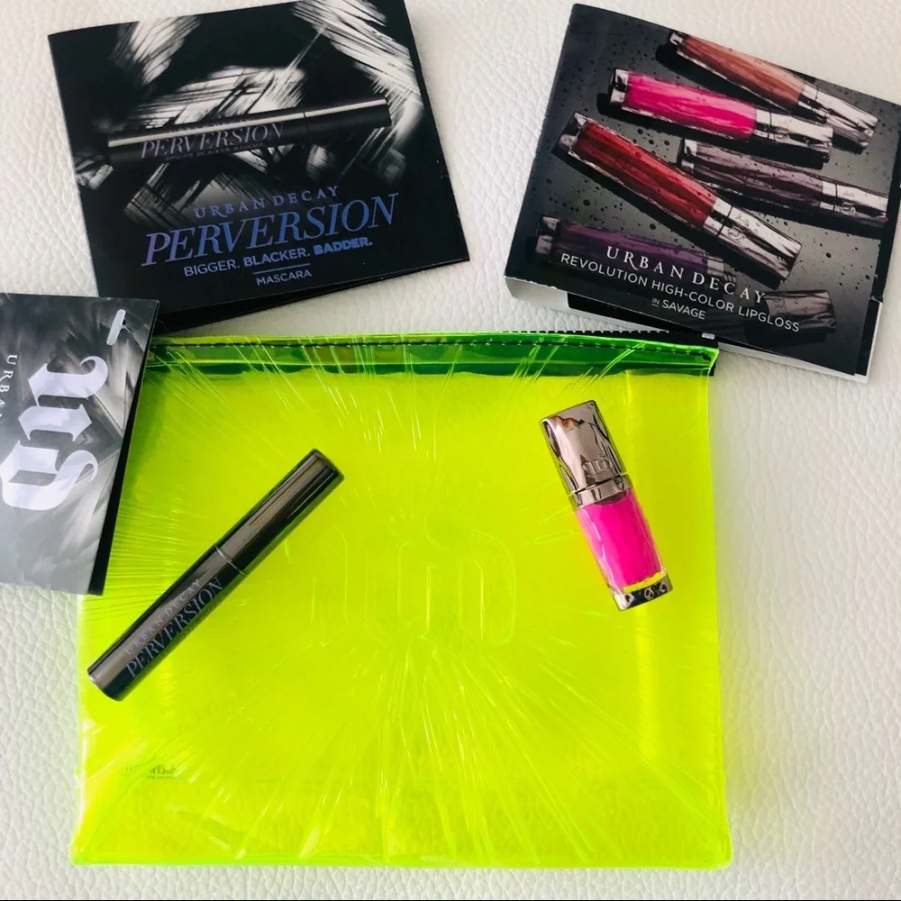 Urban Decay Mascara & Lipgloss in Green UD Pouch